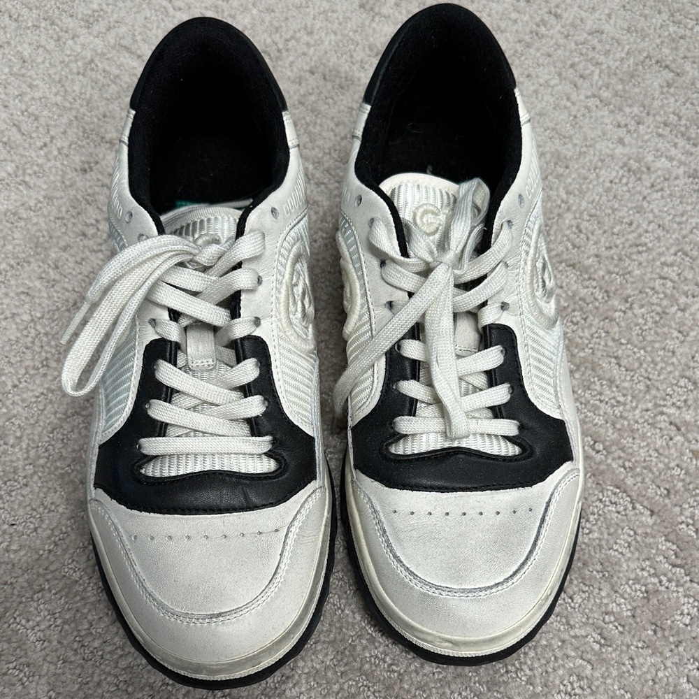 Gucci White and Black Sneakers - Picture 2 of 7